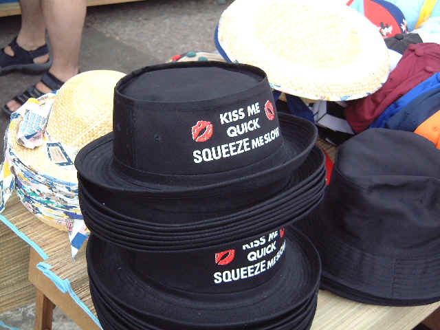 Hats.jpg (35306 bytes)