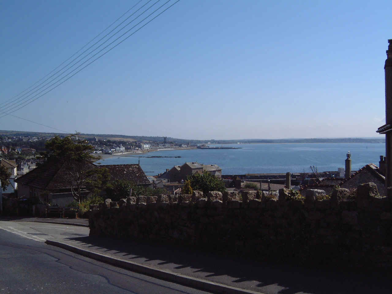 OverlookNewlyn.jpg (70827 bytes)