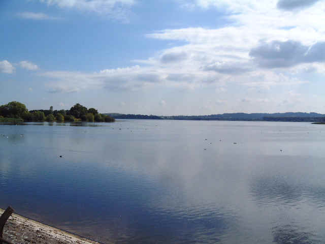 ChewLake.jpg (19098 bytes)