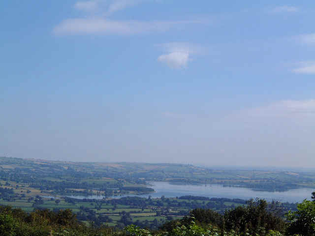 ChewVaLake2.jpg (19860 bytes)
