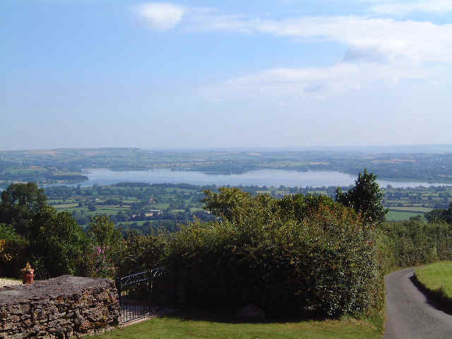 ChewVaLake3.jpg (31927 bytes)
