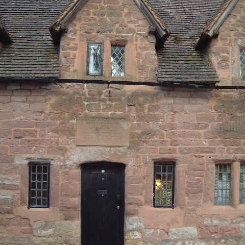 LockUp.jpg (32096 bytes)